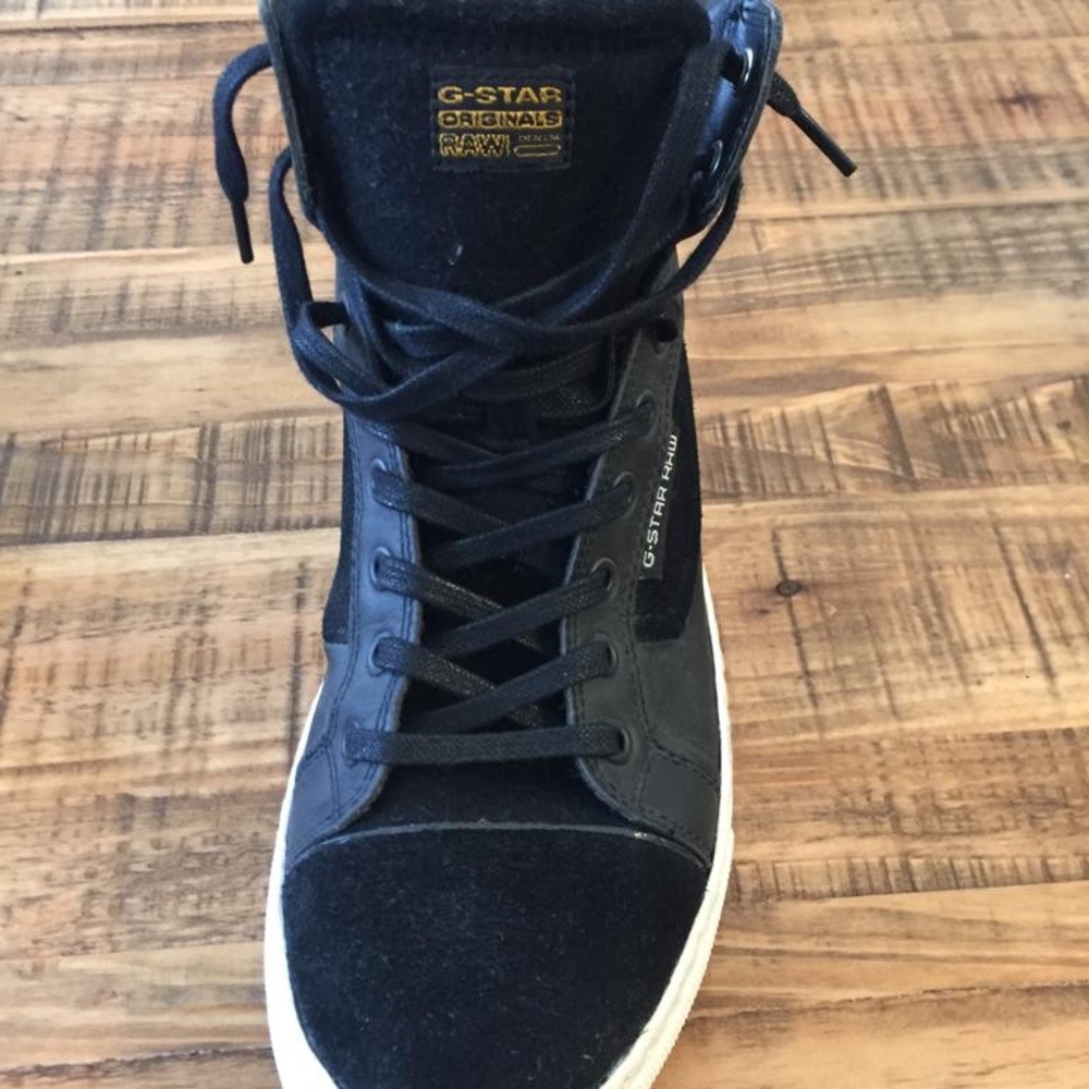 G- star men shoes size 9